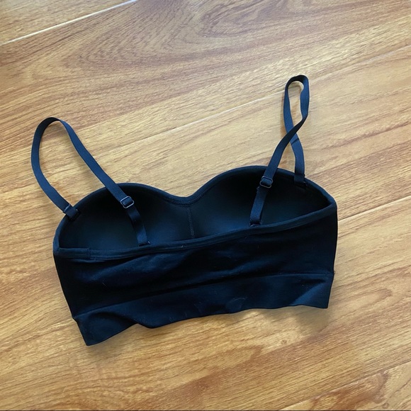 Convertible Black Bra - Picture 2 of 3